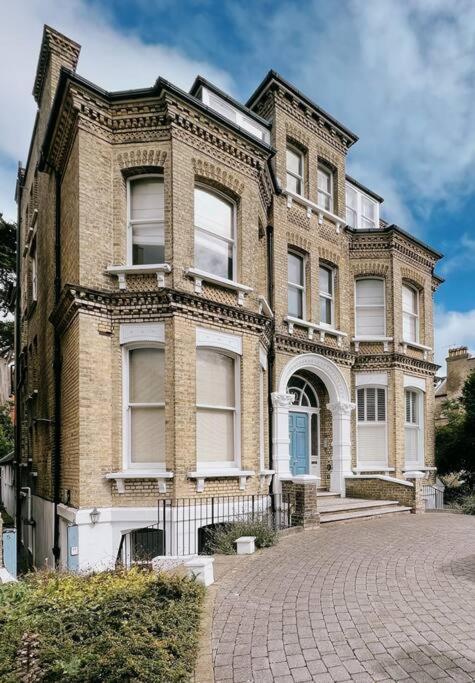 Stunning Victorian Mansion Apartment - Hosted By Agf Property - Free Parking Upon Request Brighton Kültér fotó